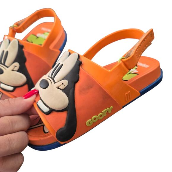 Mini Melissa x Disney Goofy Orange Rubber Sandals Size: 10 - Picture 2 of 5
